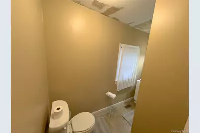 110 Flint Street, Greenport, NY 11944 - Photo 14