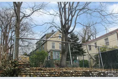 3963 Duryea Avenue, Bronx, NY 10466 - Photo 1