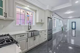 46-38 204th St, Bayside, NY 11361 - Photo 22