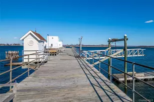 12 Windward Ln, Bronx, NY 10464 - Photo 24