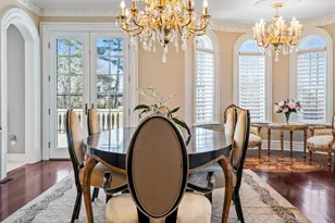 28 Whitney Cir, Glen Cove, NY 11542 - Photo 8