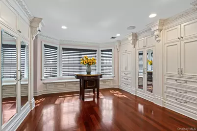 28 Whitney Circle, Glen Cove, NY 11542 - Photo 22
