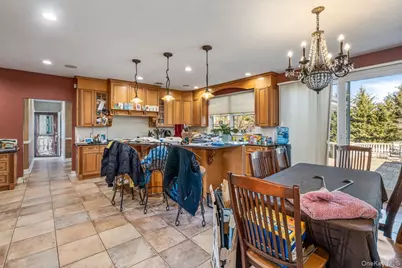22 Turnberry Court, Dix Hills, NY 11746 - Photo 6