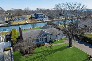 21 Tarpon Rd, East Quogue, NY 11942 - Photo 14