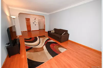 111-39 76th Road #D7, Forest Hills, NY 11375 - Photo 8