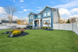 1260 Smithtown Ave, Bohemia, NY 11716 - Photo 2