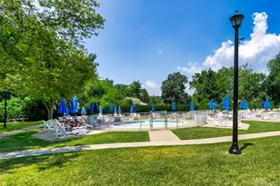 4705 Henry Hudson Pkwy W, Bronx, NY 10471 - Photo 30