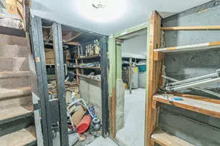 334 Gillette St, Dix Hills, NY 11746 - Photo 28