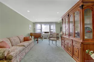 120 Morris Ave, Rockville Centre, NY 11570 - Photo 4