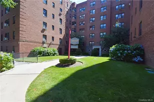 2 Fisher Dr, Mount Vernon, NY 10552 - Photo 6