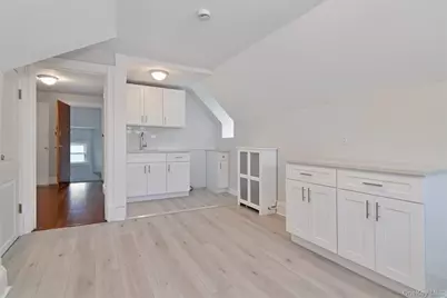 19 Primrose Avenue, Mount Vernon, NY 10552 - Photo 18