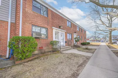 216-06 68 Avenue #28-05 9, Oakland Gardens, NY 11364 - Photo 10