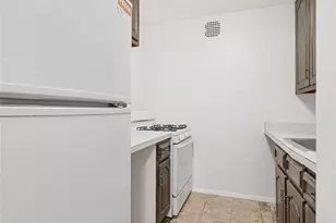 118-17 Union Tpke, Forest Hills, NY 11375 - Photo 14