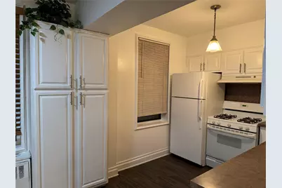 1725 Edison Avenue #2D, Bronx, NY 10461 - Photo 2