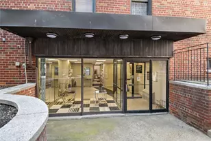 1725 Edison Ave, Bronx, NY 10461 - Photo 10