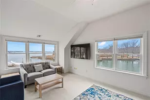 8 Hyler Dr, Hampton Bays, NY 11946 - Photo 8