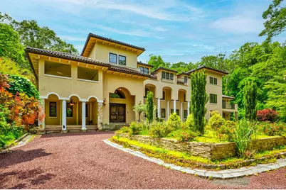 262 Harbor Acres Road, Port Washington, NY 11050 - Photo 4