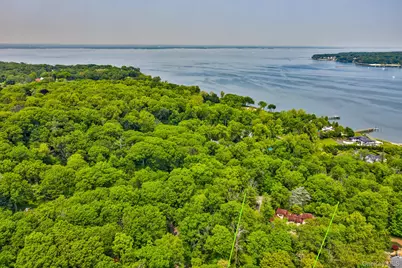 262 Harbor Acres Road, Port Washington, NY 11050 - Photo 2
