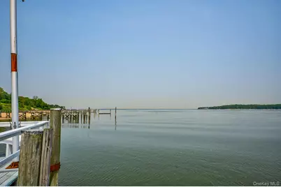 262 Harbor Acres Road, Port Washington, NY 11050 - Photo 24