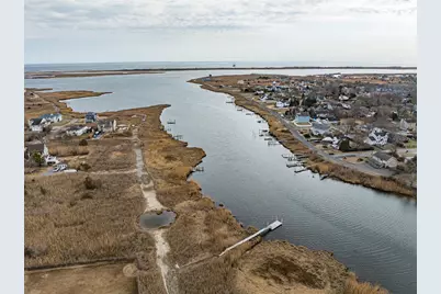 34 Hemlock Drive, Mastic Beach, NY 11951 - Photo 30