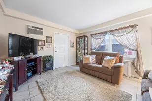 157-44 97th St, Howard Beach, NY 11414 - Photo 18