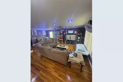 145-47 109th Avenue, Jamaica, NY 11435 - Photo 2