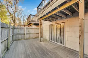 189 Hill Cir, Calverton, NY 11933 - Photo 30