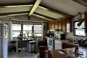 245-249 Lattintown Rd, Marlboro, NY 12542 - Photo 18