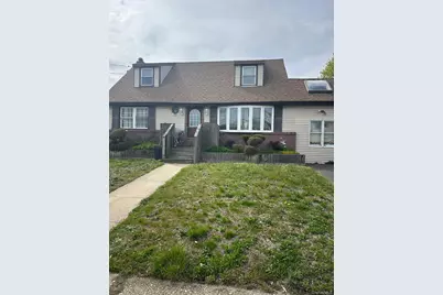 512 Leader Avenue, Babylon, NY 11703 - Photo 2