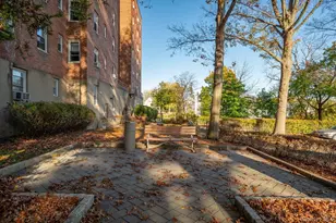 60 Locust Ave, New Rochelle, NY 10801 - Photo 18