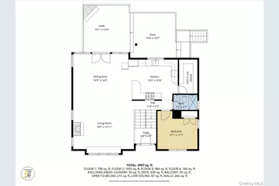 35 Jackson Avenue W, Babylon, NY 11702 - Photo 2