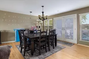 35 Jackson Ave W, Babylon, NY 11702 - Photo 8