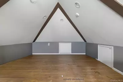 35 Jackson Avenue W, Babylon, NY 11702 - Photo 22