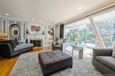 123 Barrett Road, Lawrence, NY 11559 - Photo 4