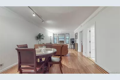 109-14 Ascan Avenue #1D, Forest Hills, NY 11375 - Photo 8