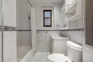 109-14 Ascan Ave, Forest Hills, NY 11375 - Photo 12