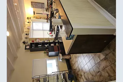 208 Sportsmans Avenue, Freeport, NY 11520 - Photo 8