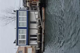 208 Sportsmans Ave, Freeport, NY 11520 - Photo 4