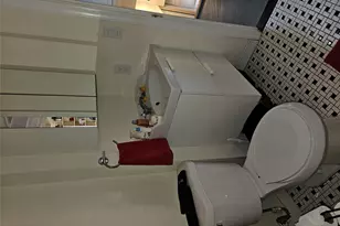 208 Sportsmans Ave, Freeport, NY 11520 - Photo 18