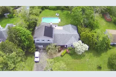 36 Walker Avenue, East Quogue, NY 11942 - Photo 2