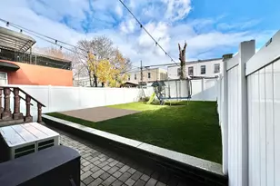 93-17 201st St, Hollis, NY 11423 - Photo 14