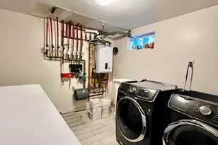 93-17 201st St, Hollis, NY 11423 - Photo 12