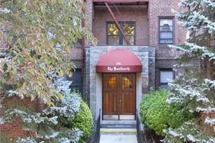 142 Garth Rd, Scarsdale, NY 10583 - Photo 4