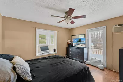 4 Thistle Lane, Middletown, NY 10940 - Photo 16