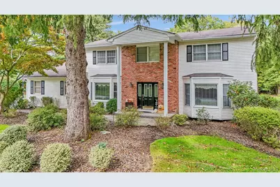 3 Evergreen Court, Montebello, NY 10901 - Photo 2