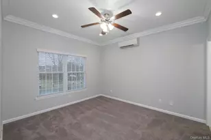 115 Evergreen St, West Babylon, NY 11704 - Photo 6