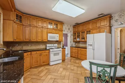 130 Hards Lane, Lawrence, NY 11559 - Photo 20