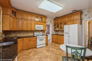 130 Hards Ln, Lawrence, NY 11559 - Photo 20