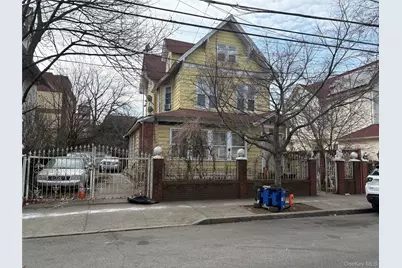 9022 138th Street, Jamaica, NY 11435 - Photo 1