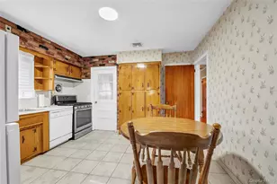 61-46 213th St, Bayside, NY 11364 - Photo 6
